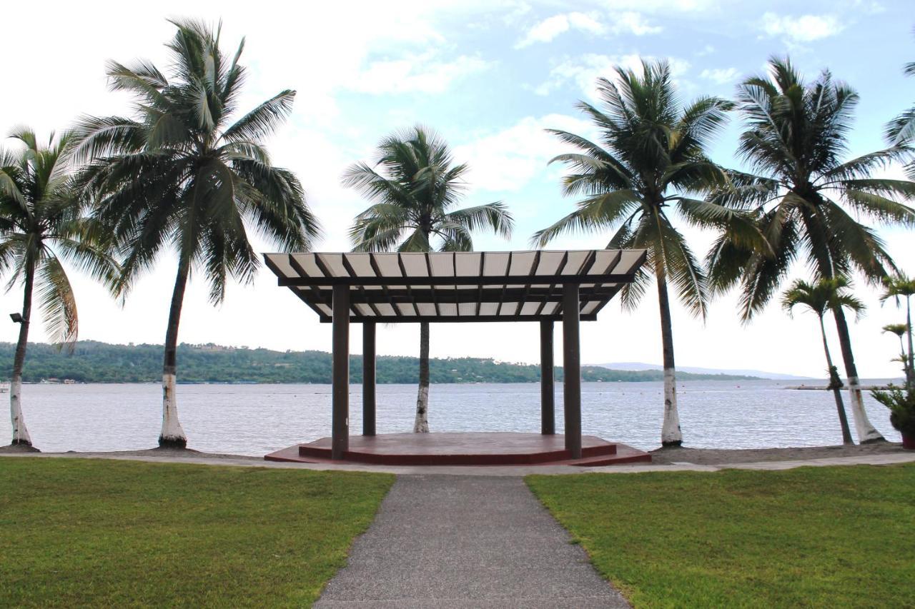 Waterfront Insular Hotel Davao City Exterior foto