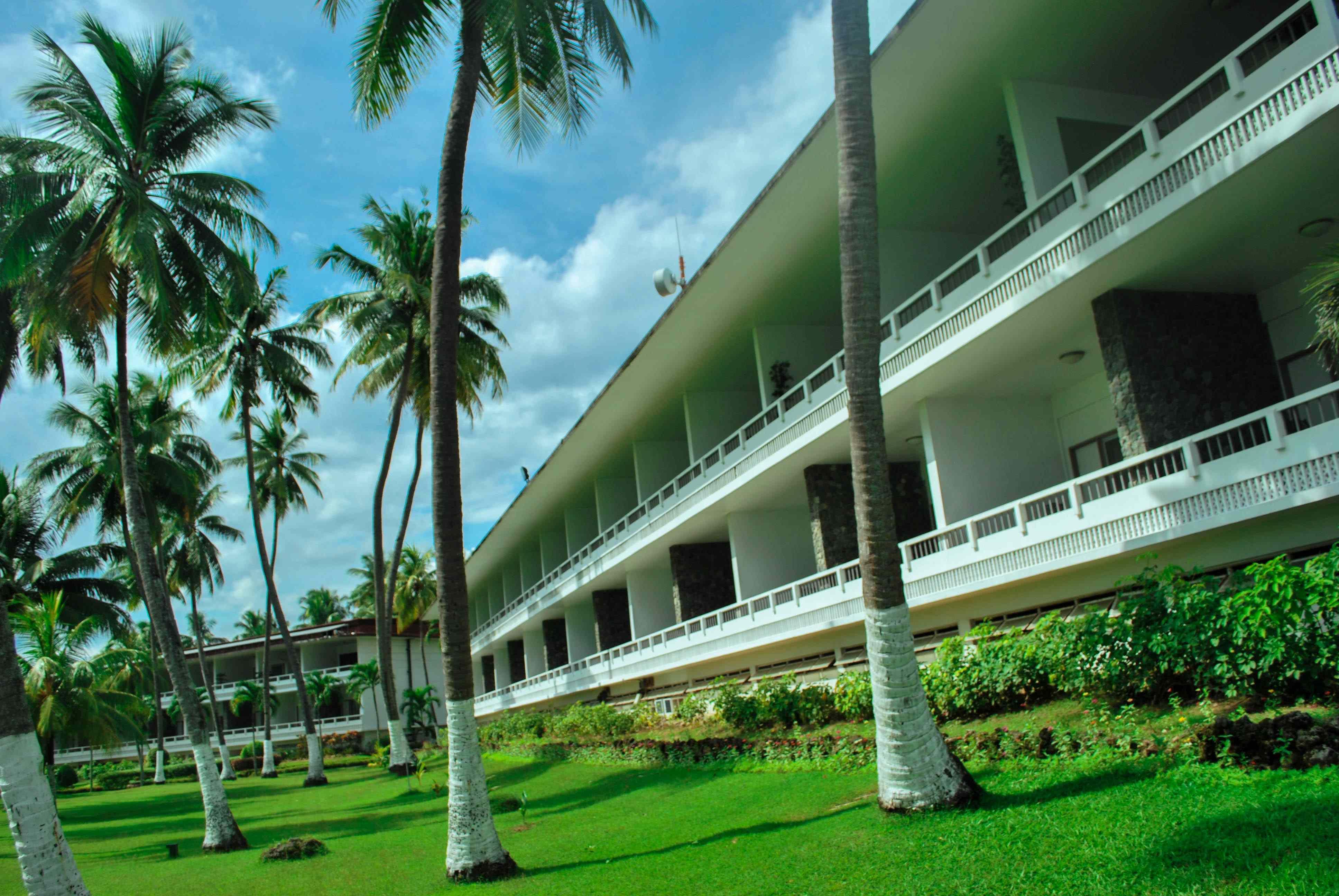 Waterfront Insular Hotel Davao City Exterior foto